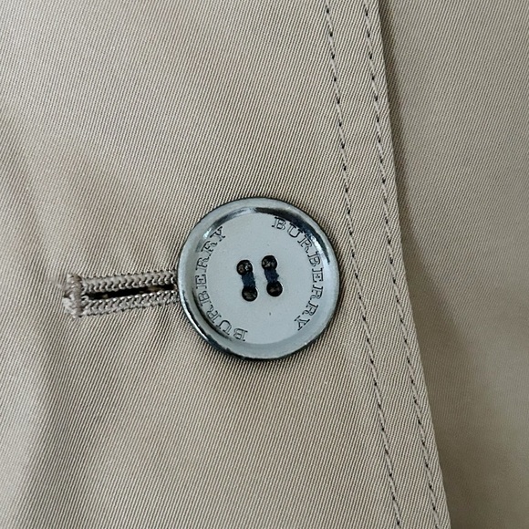 ❤️Burberry Cropped Flare Sleeve Trench Coat❤️ - Picture 5 of 8
